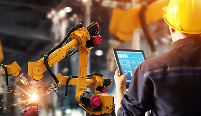Industry 4.0 puts customers front and center with extraordinary precision